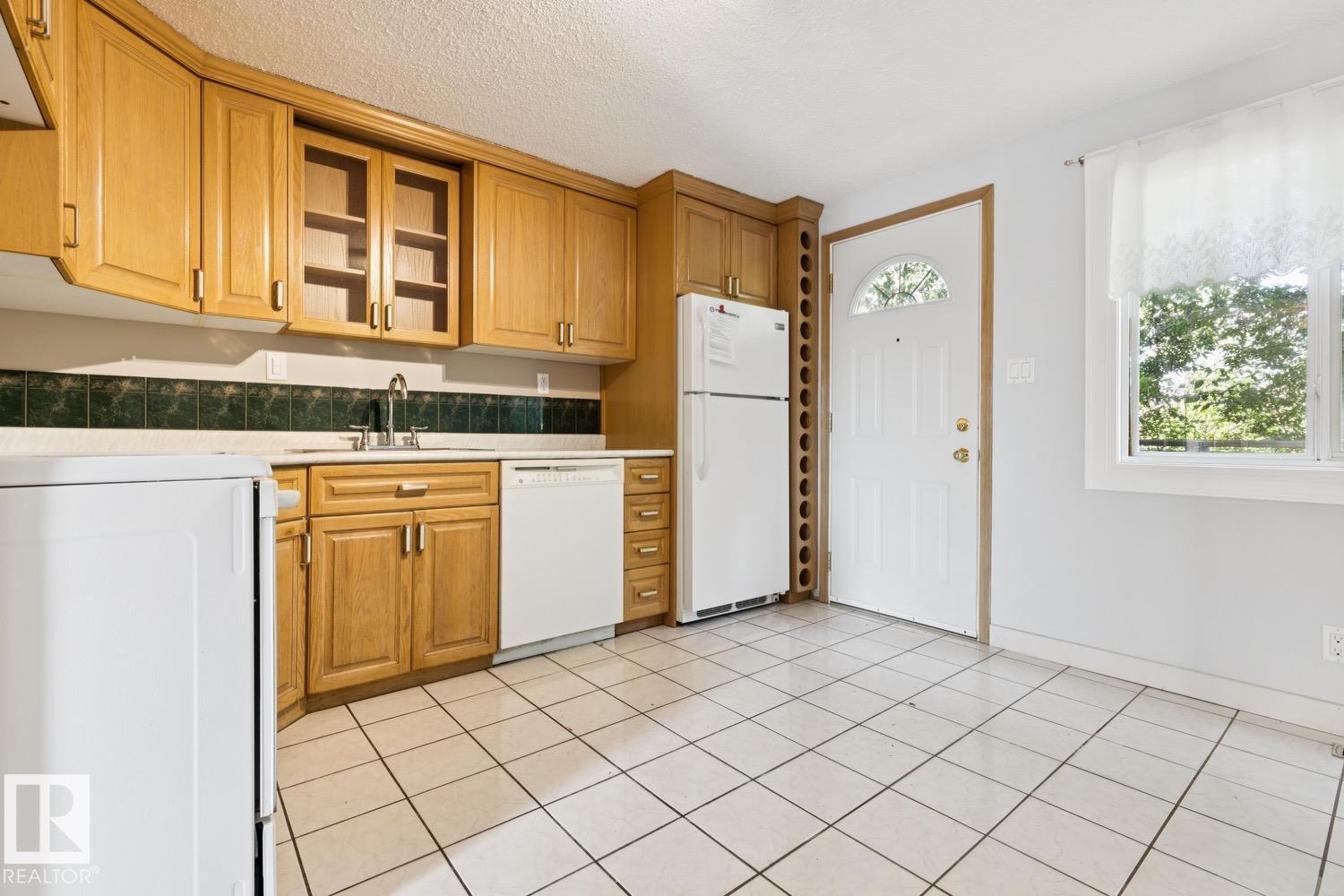 167 RIDGEWOOD TC - 28