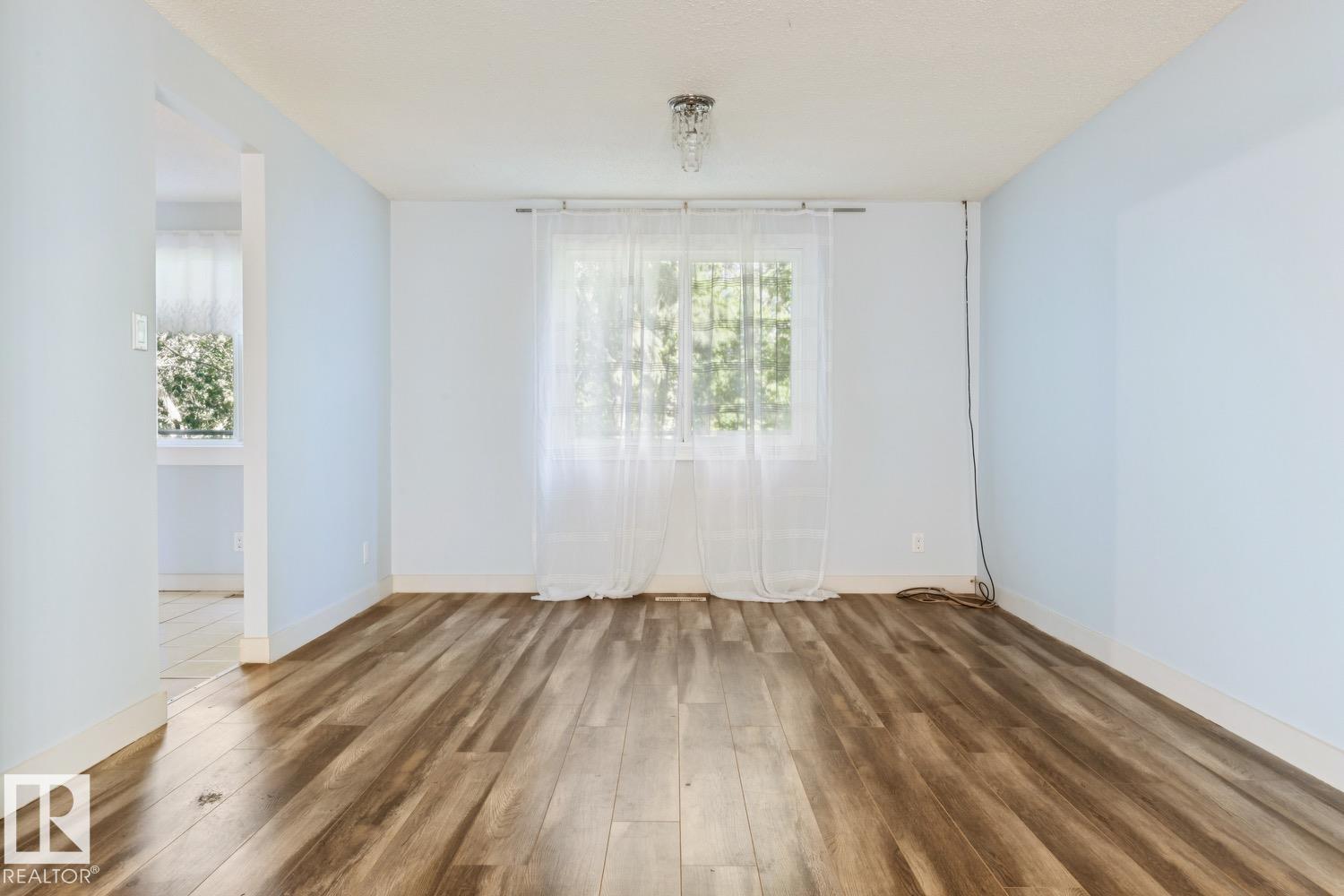 167 RIDGEWOOD TC - Image 26