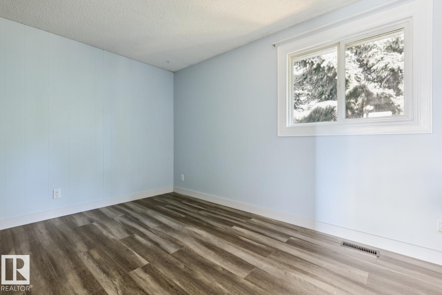 167 RIDGEWOOD TC - Image 37