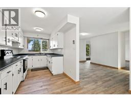 Primary Bedroom - 1004 Hodgson Road, Williams Lake, BC V2G4Y3 Photo 6