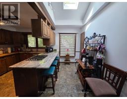 Family room - 5896 Valley Way, Niagara Falls, ON L2E1Y1 Photo 13