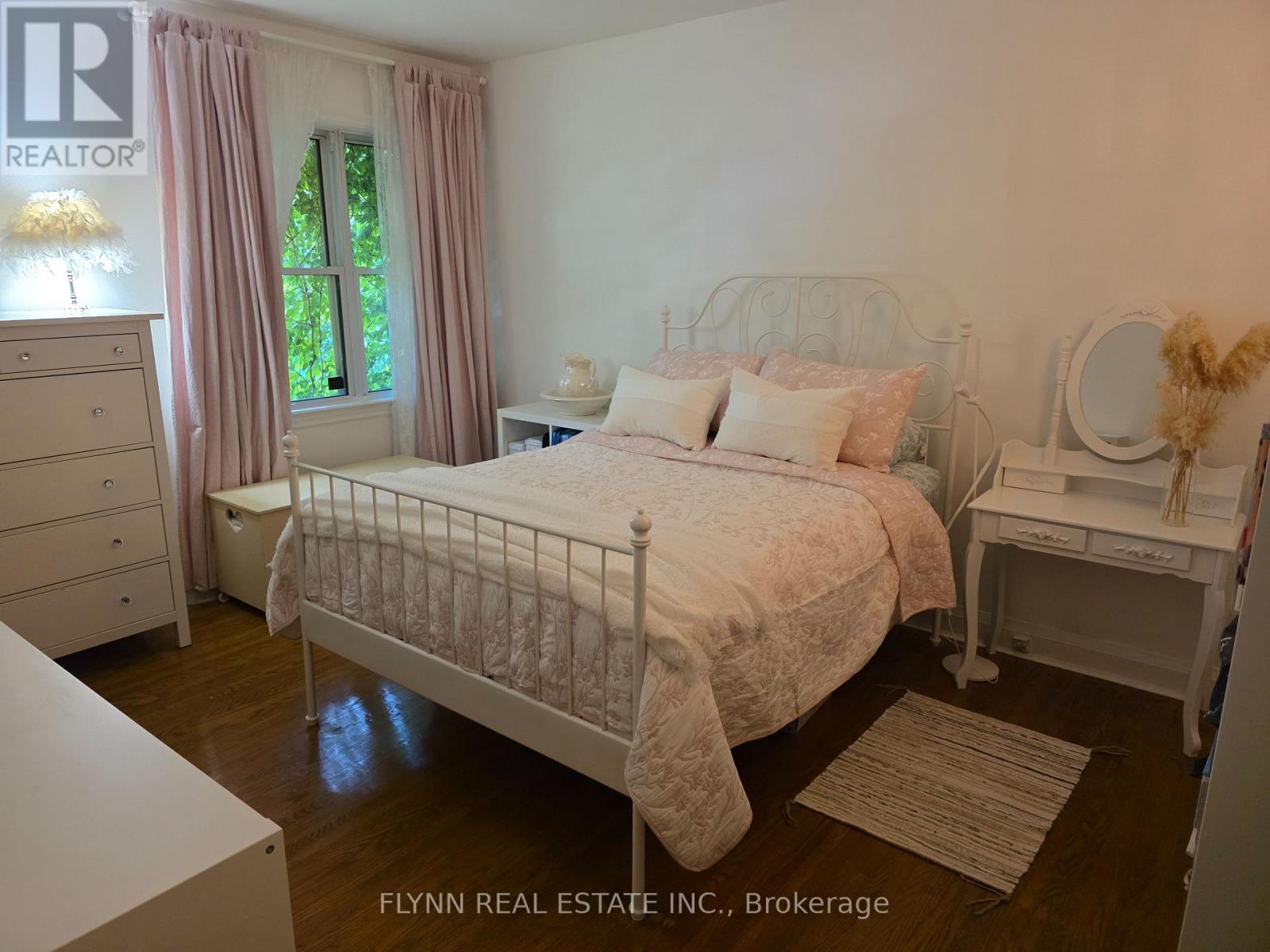 5896 VALLEY WAY - Image 22