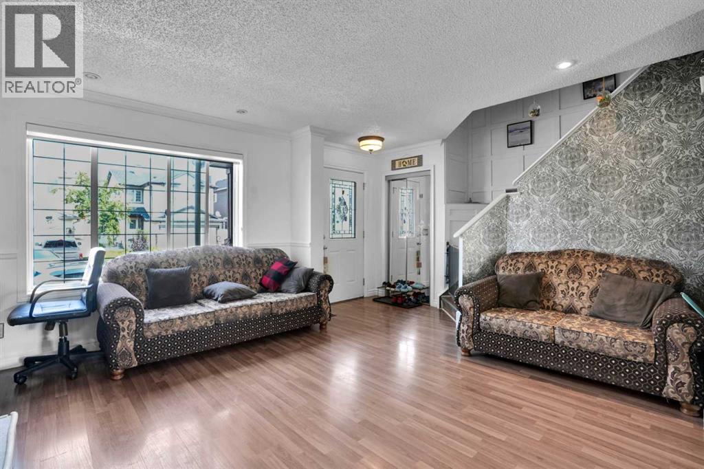 156 Saddlecrest Place NE - 7