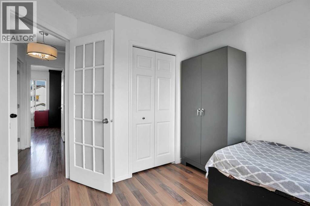156 Saddlecrest Place NE - 21