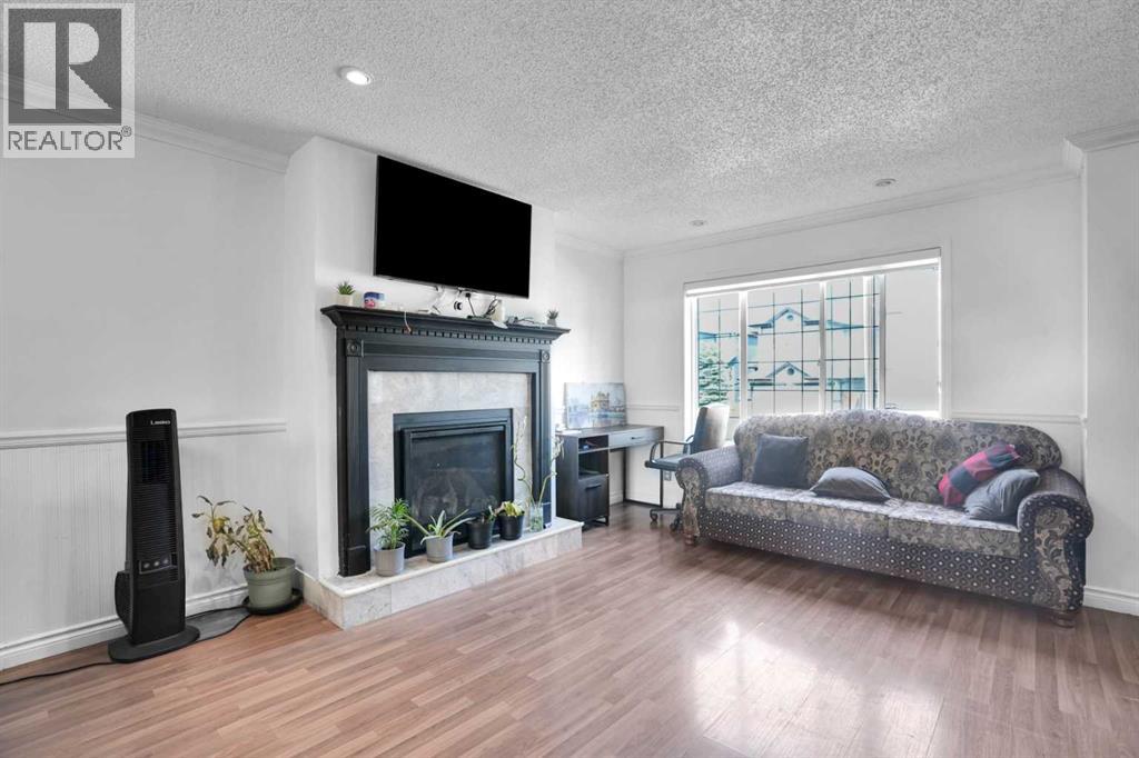 156 Saddlecrest Place NE - 6