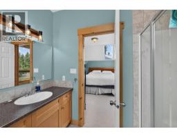5853 Juniper Road, Fairmont Hot Springs, BC V0B1L2 Photo 33