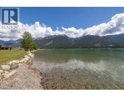 5853 Juniper Road, Fairmont Hot Springs, BC V0B1L2 Photo 67