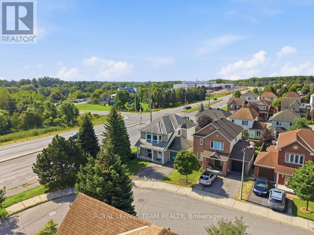 195 HARBOUR VIEW STREET - Image 42