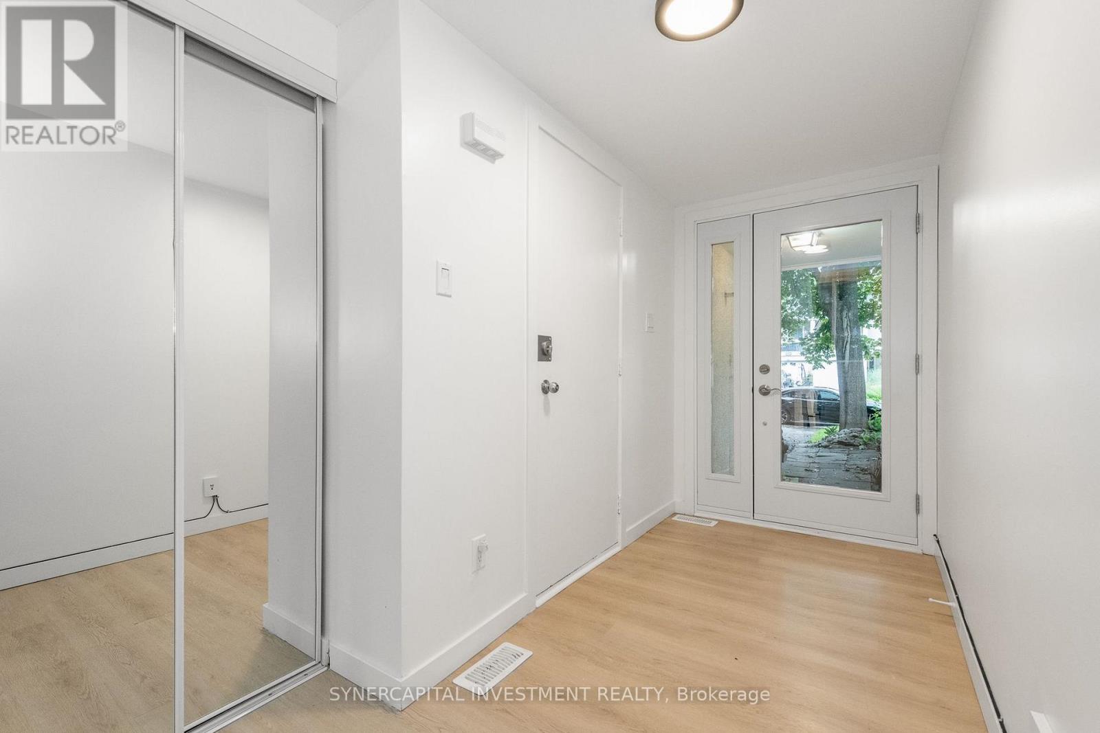 50 TYBALT CRESCENT - 3