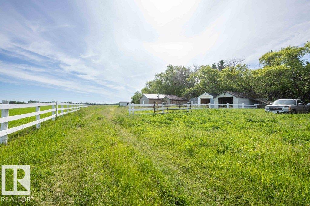 26530 Twp Rd 590 - Image 17