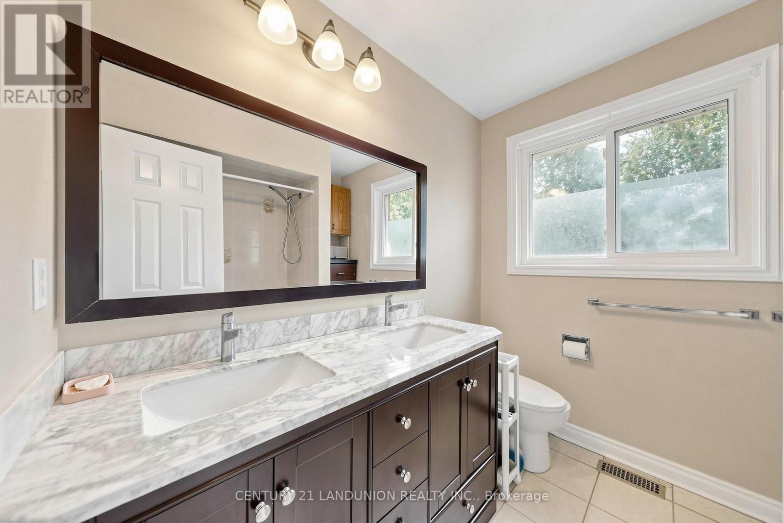 329 ATHA AVENUE - 16