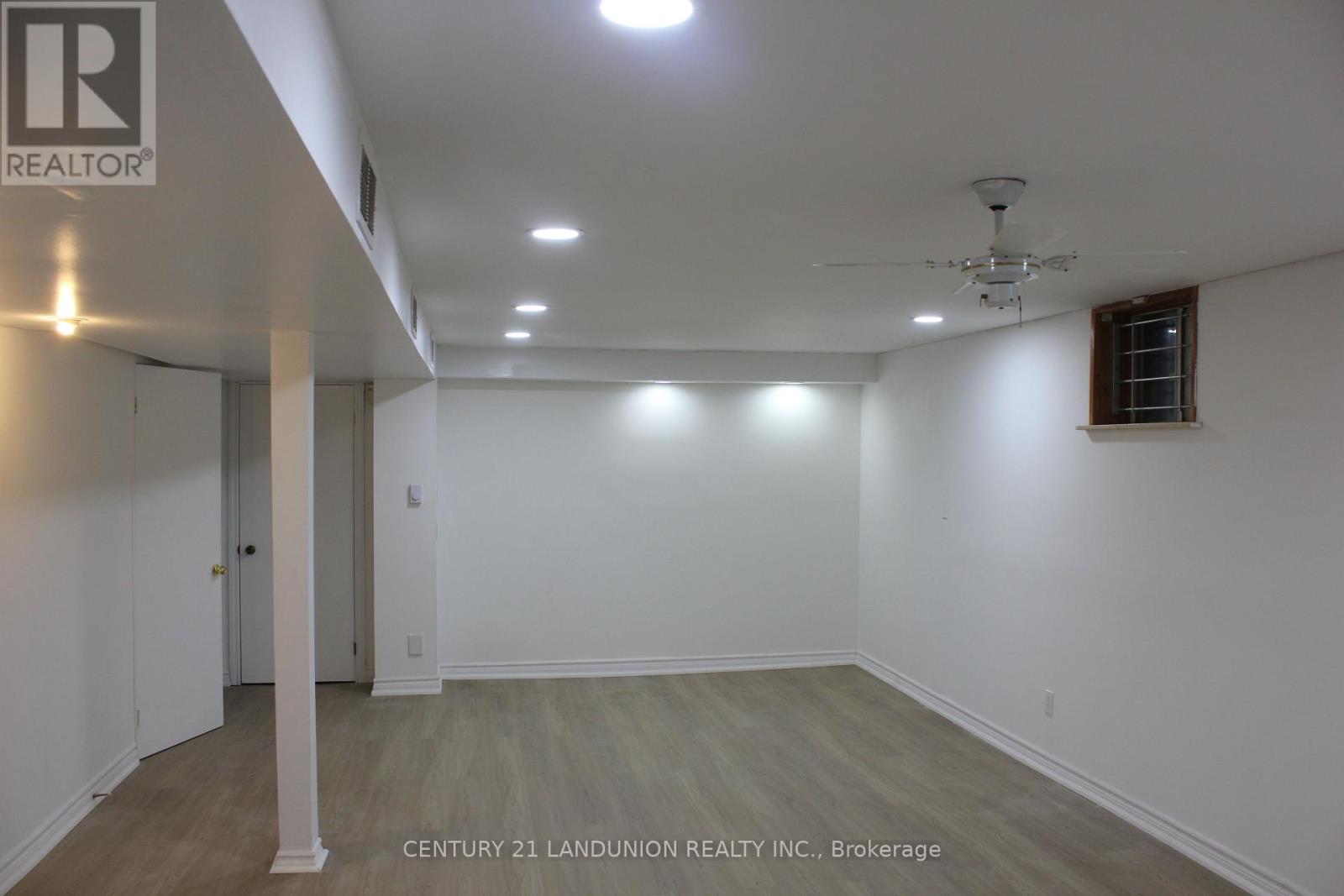 329 ATHA AVENUE - 23