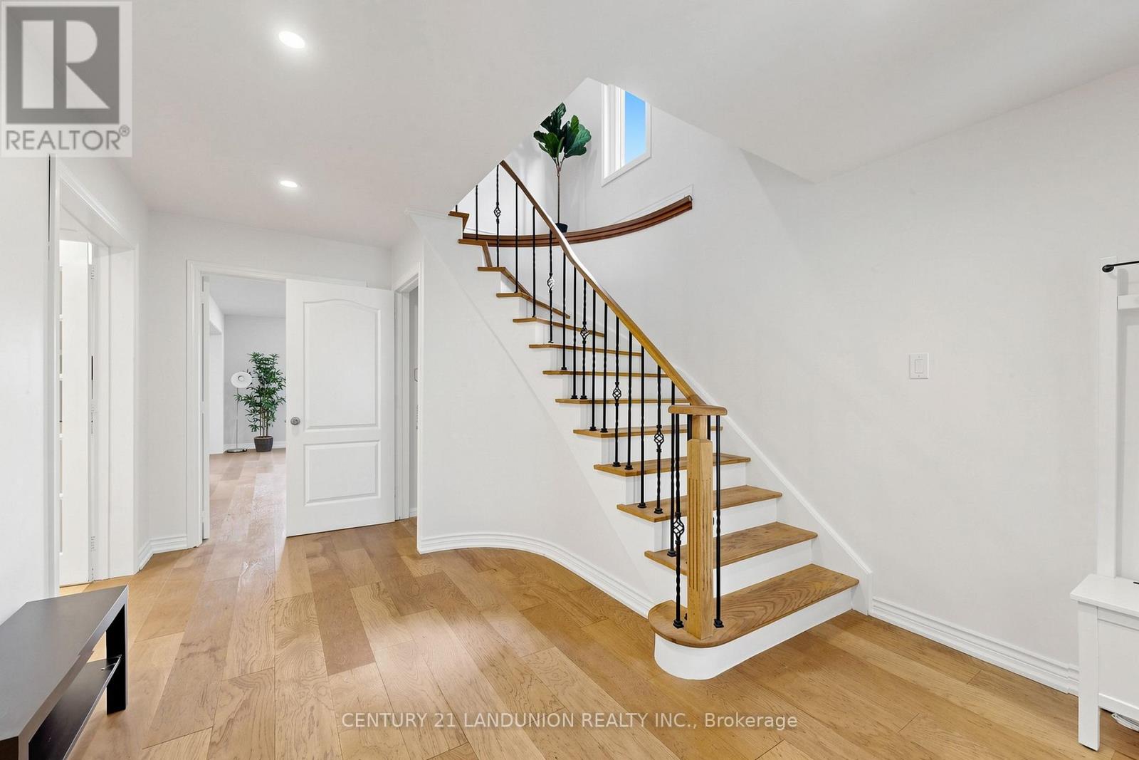 329 ATHA AVENUE - Image 3