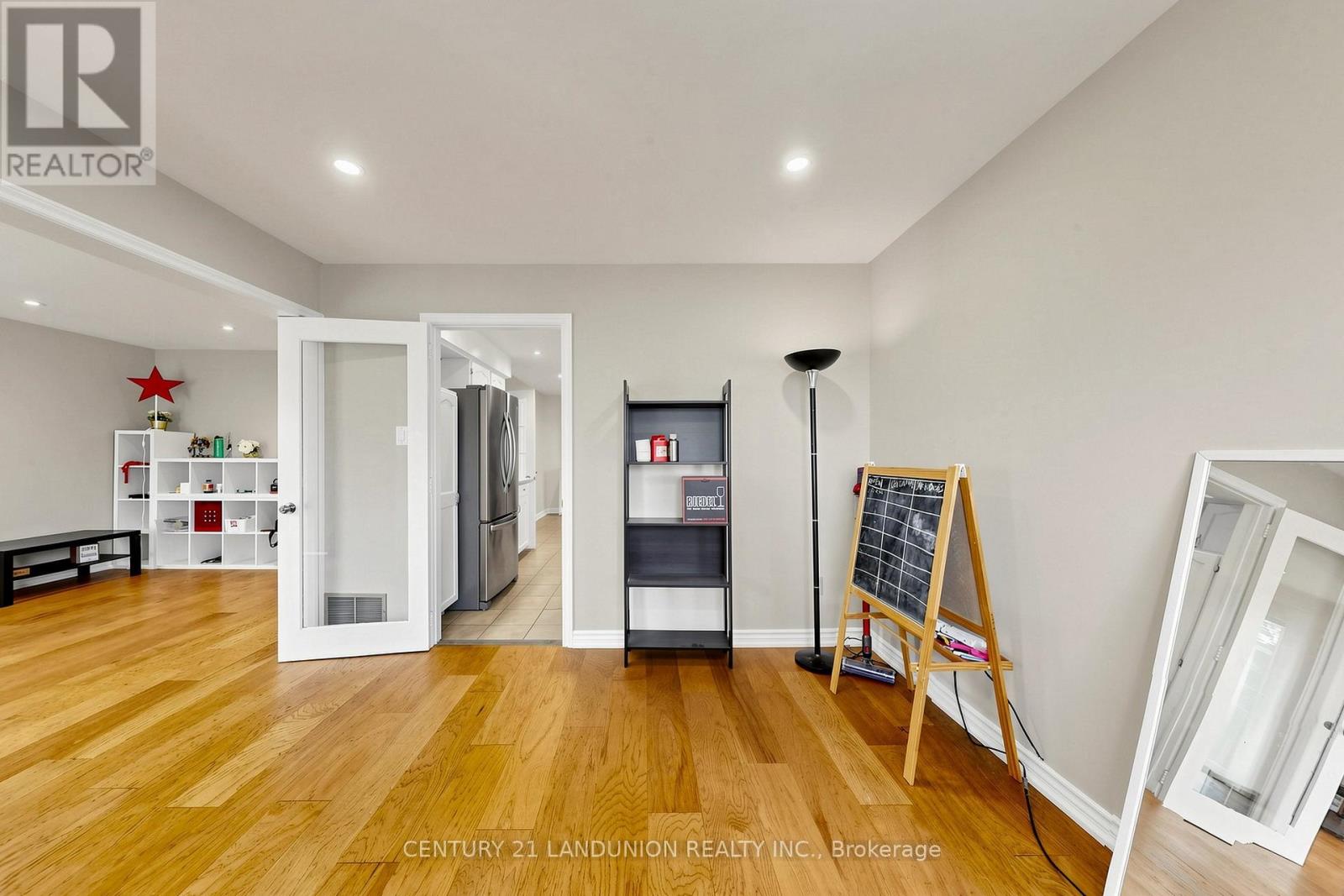 329 ATHA AVENUE - Image 5
