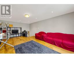 329 Atha Avenue, Richmond Hill, ON L4C6A8 Photo 14