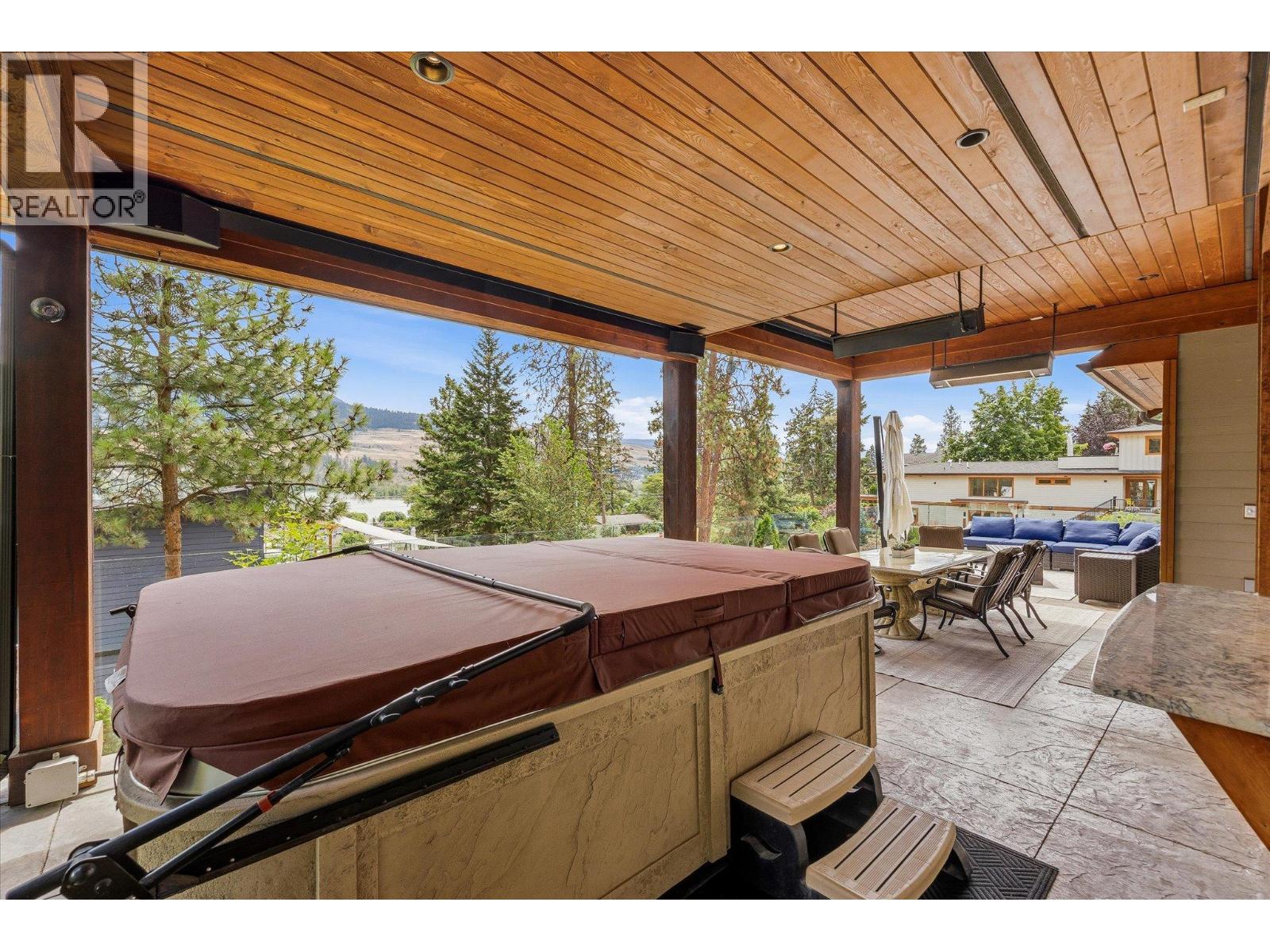 12002 Middleton Road, Lake Country