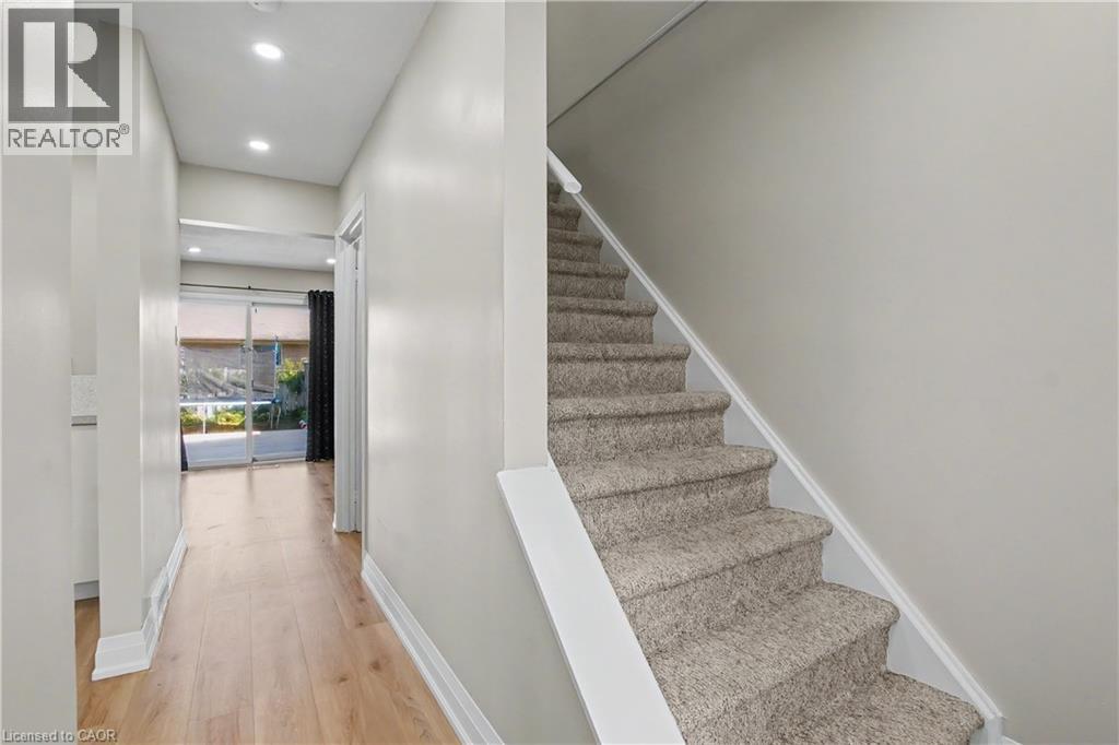 4 SEAFORTH Court - Image 5