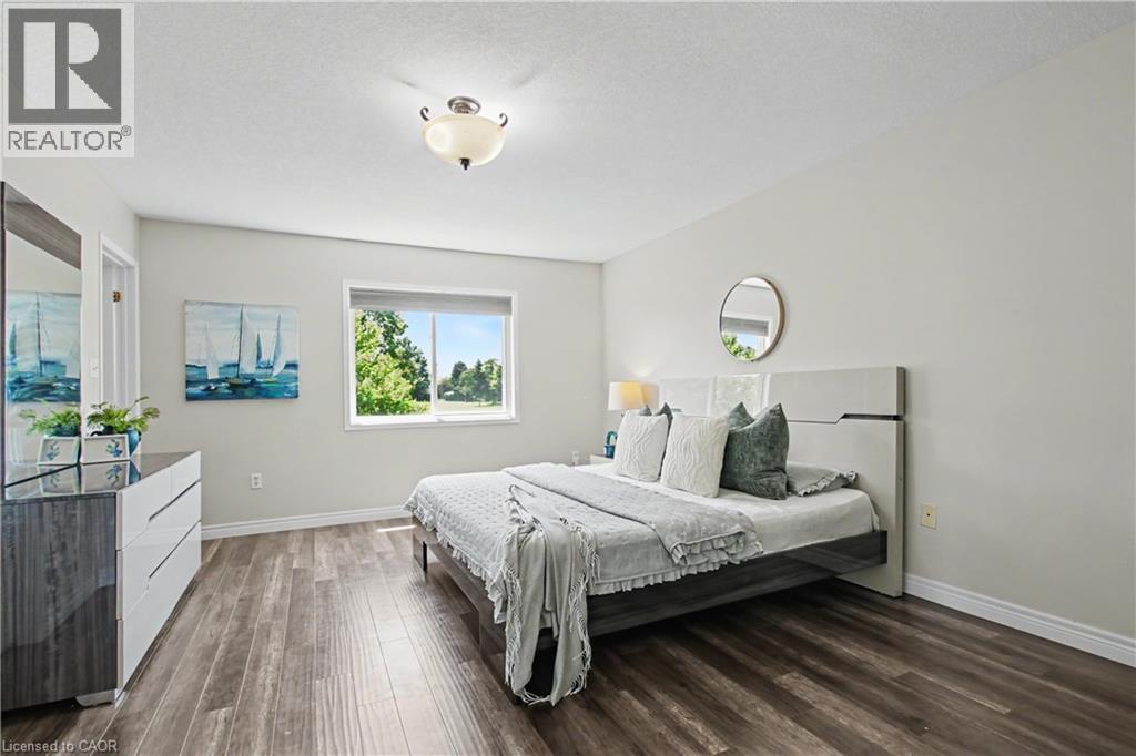 88 BLOOMINGTON Drive - Image 21