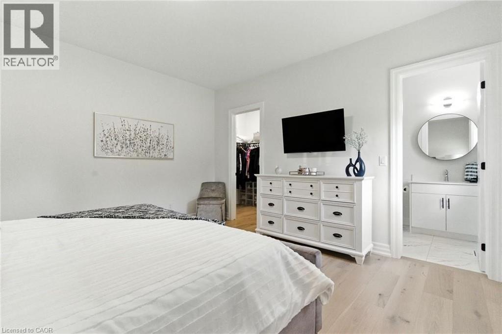 270 CHARLES Street - Image 23