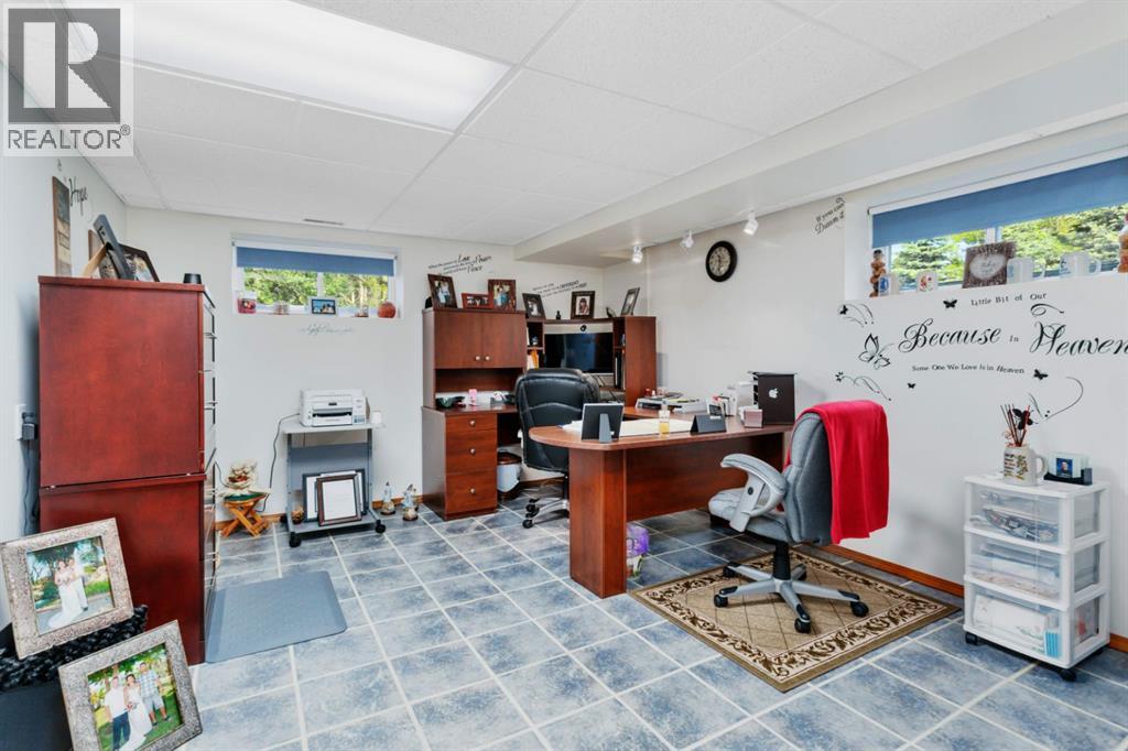 306 CENTRO Avenue - Image 28