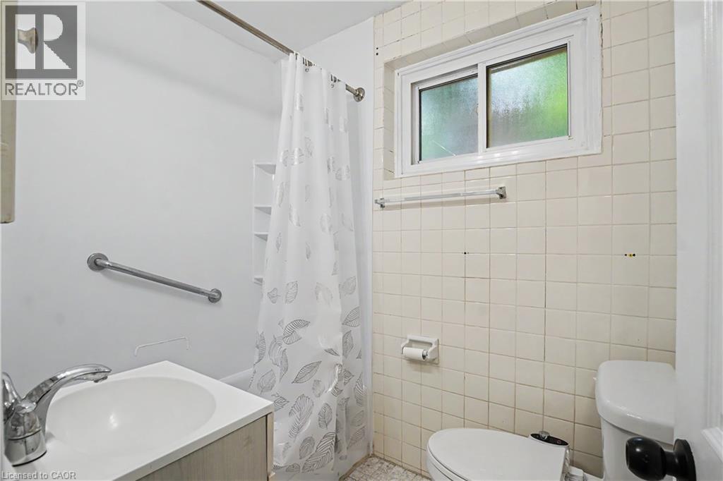 46 NORTHWOOD Drive - Image 19