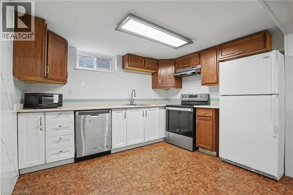46 NORTHWOOD Drive - Image 34