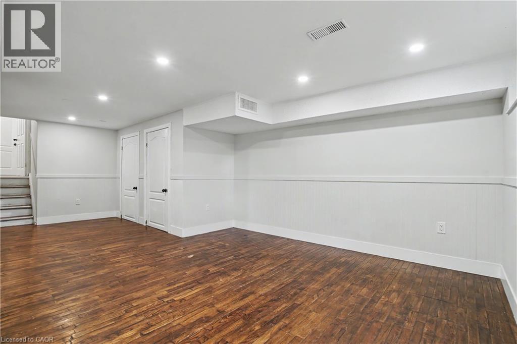46 NORTHWOOD Drive - 36