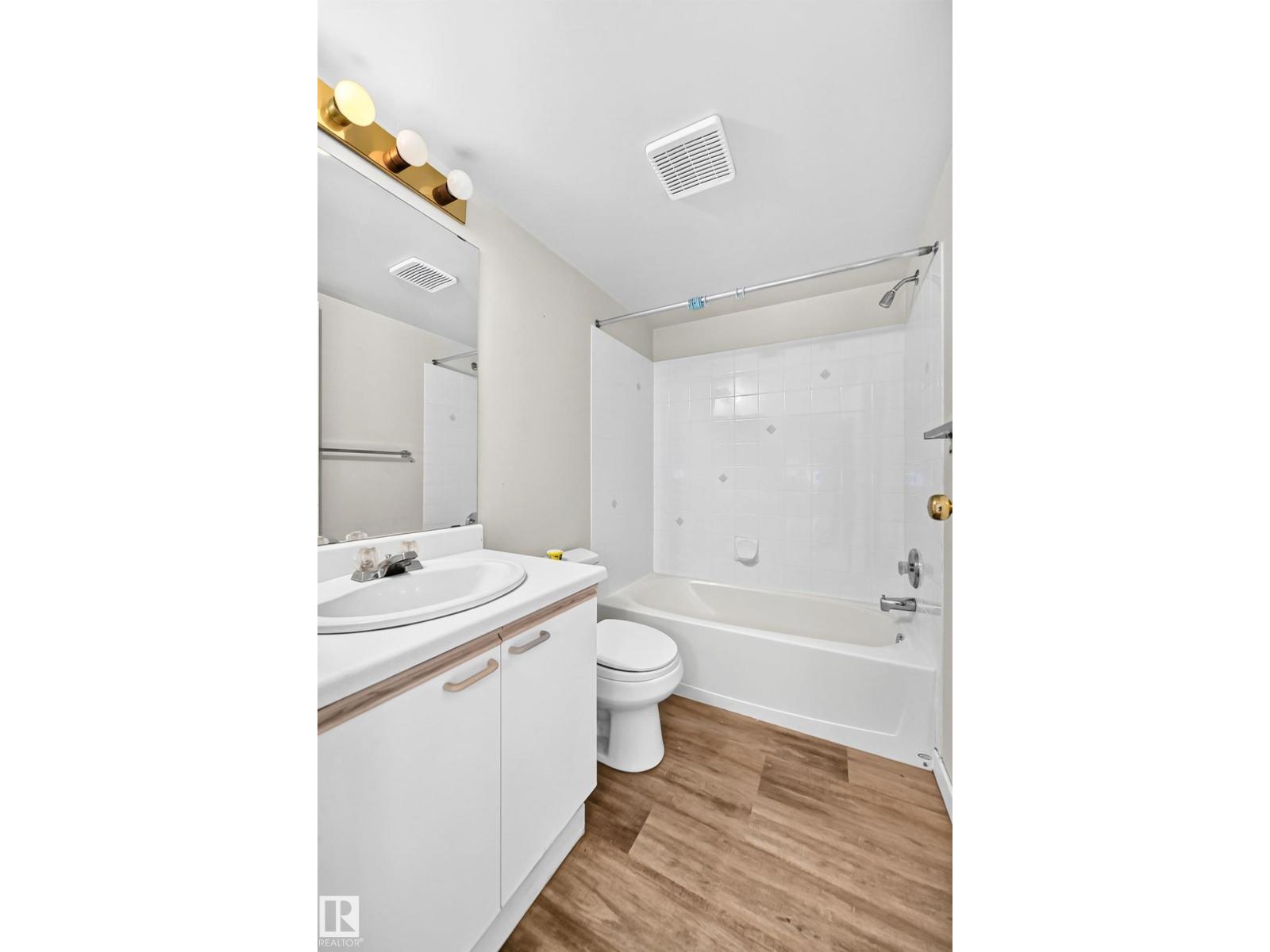 #204 11218 80 ST NW - 10