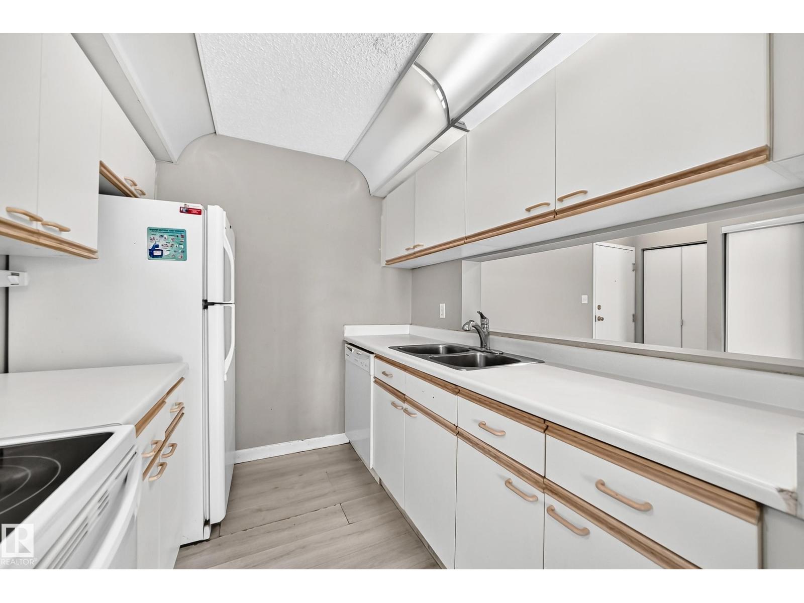 #204 11218 80 ST NW - 26