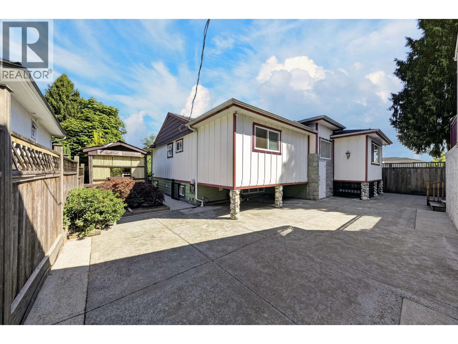 4116 GILPIN CRESCENT, Burnaby