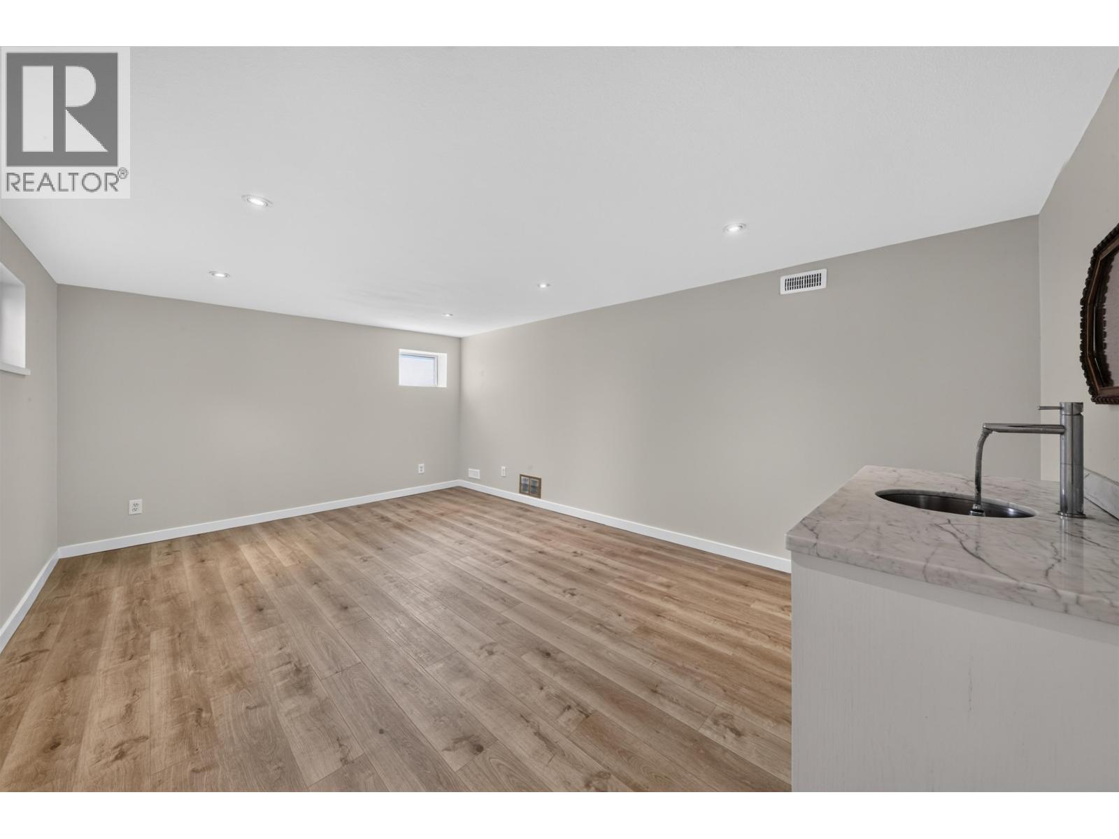 4116 GILPIN CRESCENT, Burnaby