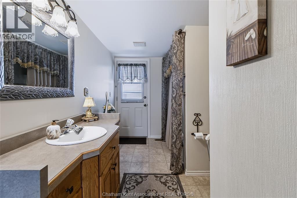 24 RICHARD STREET - Image 11