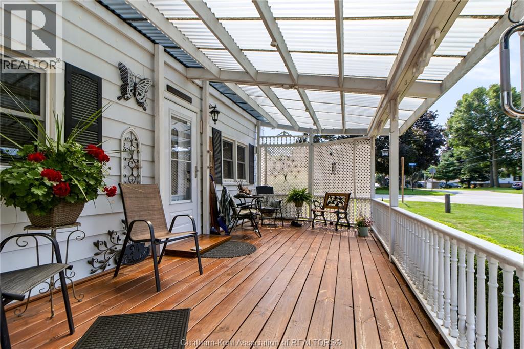 24 RICHARD STREET - 17