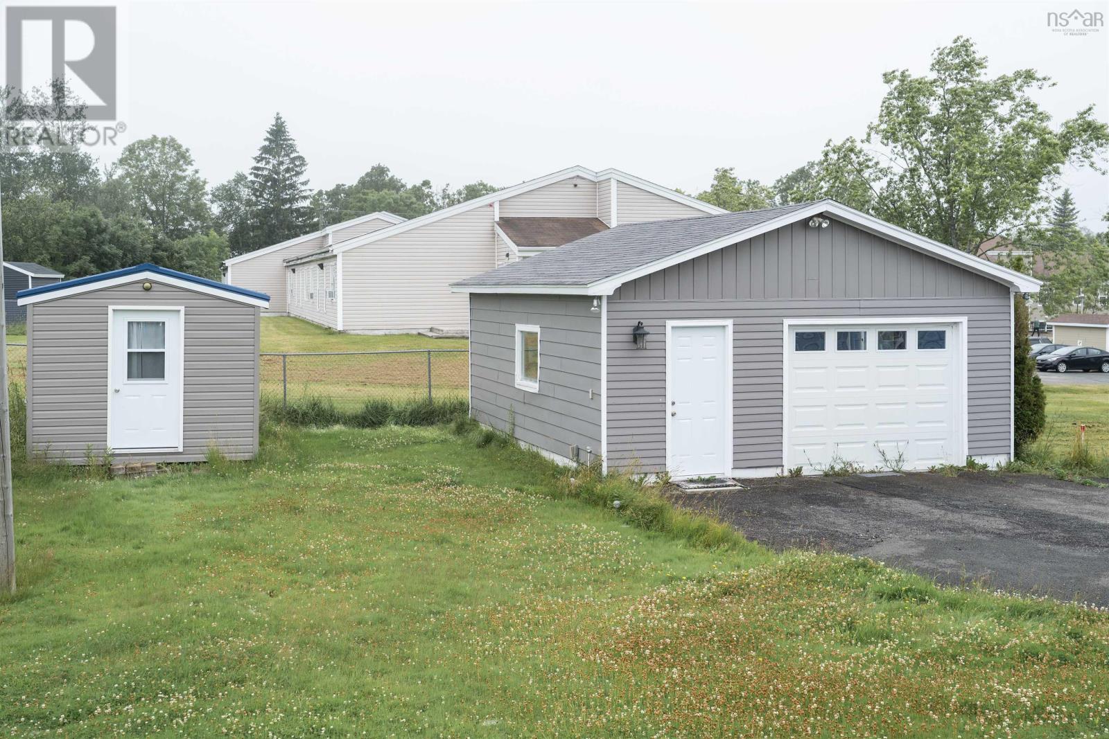 Property 7 of 40 of 84 Tillock Drive