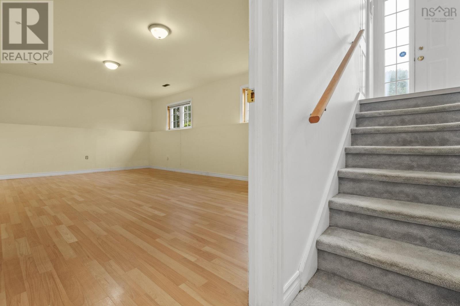 Property 27 of 49 of 34 Kenora Drive