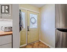 Entry/Kitchen