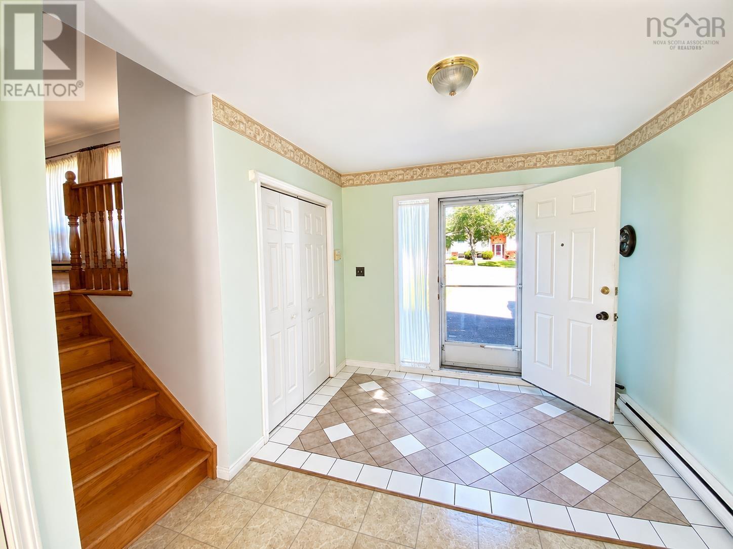 Property 8 of 33 of 8 Victoria Hill