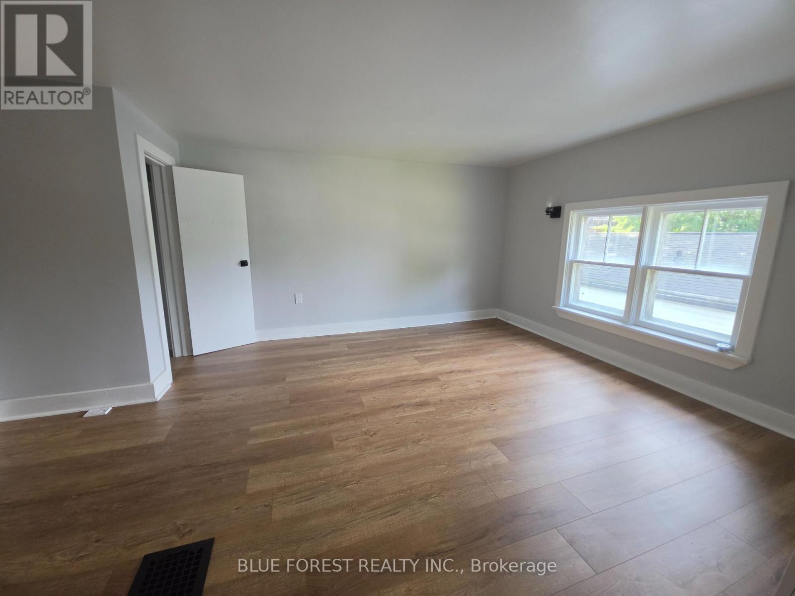 280 SAULSBURY STREET - Image 33
