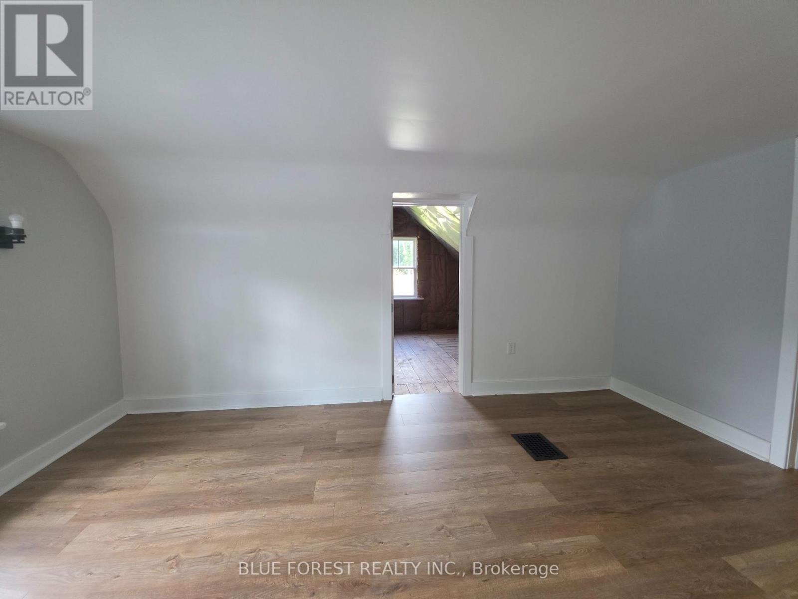 280 SAULSBURY STREET - 34