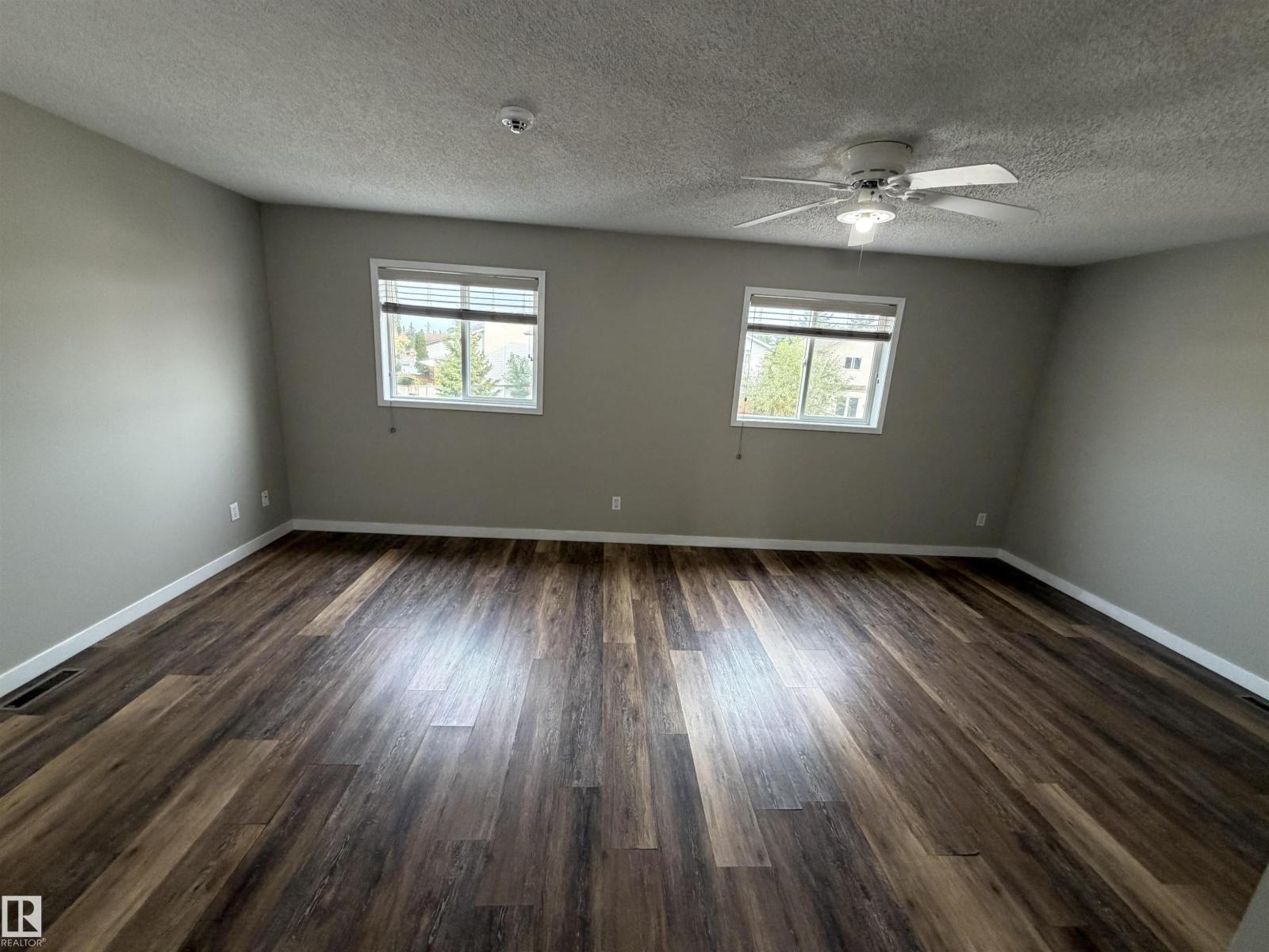 1535 80A ST NW - 12