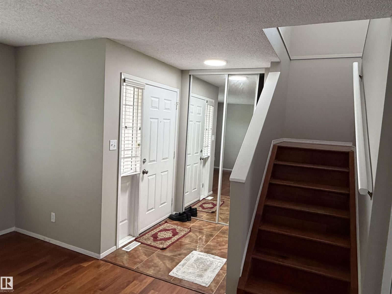1535 80A ST NW - 2