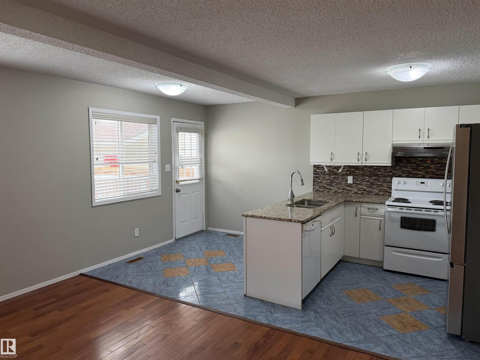 1535 80A ST NW - Image 24