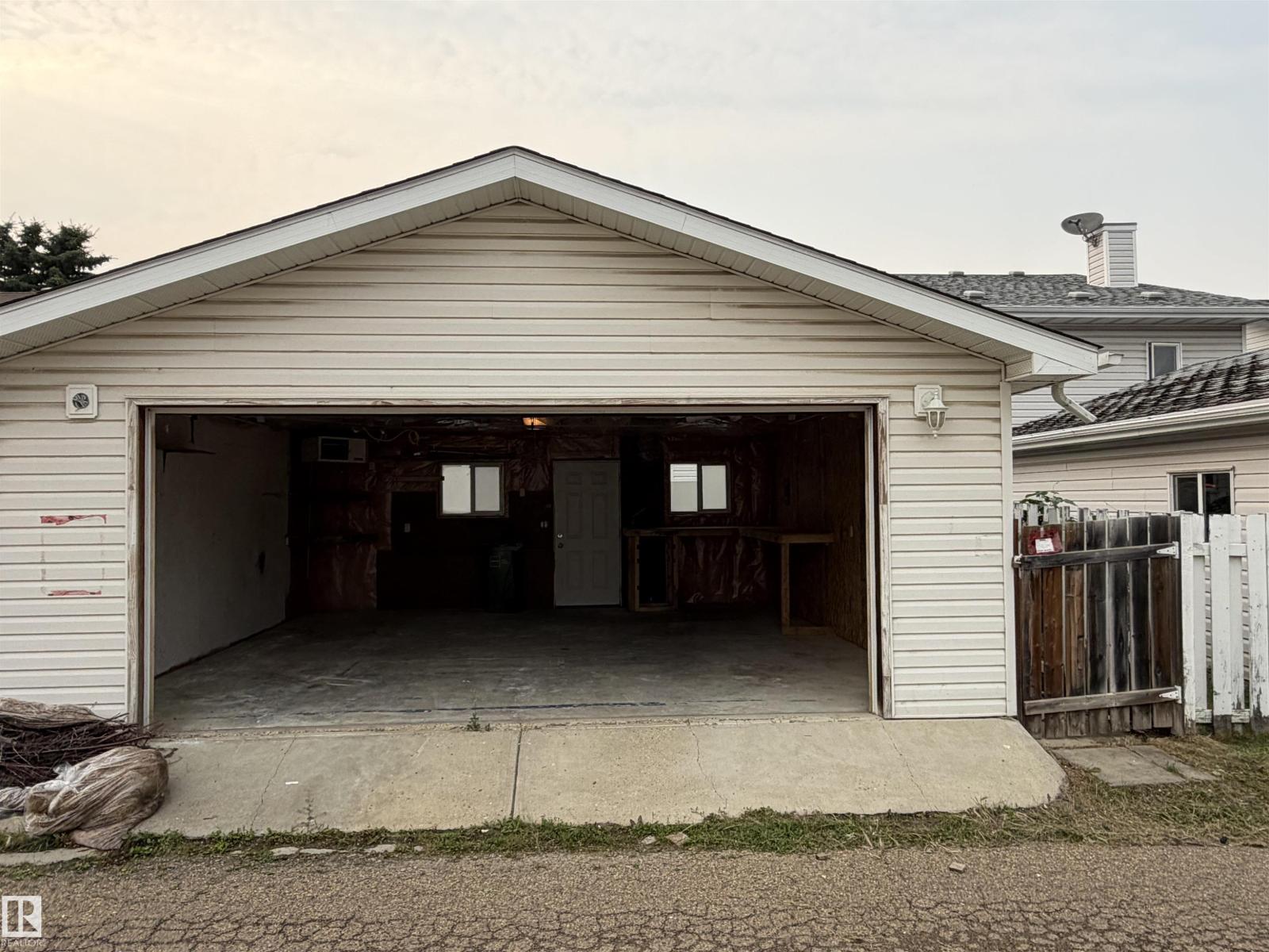 1535 80A ST NW - Image 28