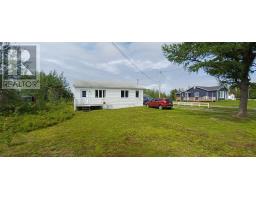 28 Riverside Road West thumbnail 3