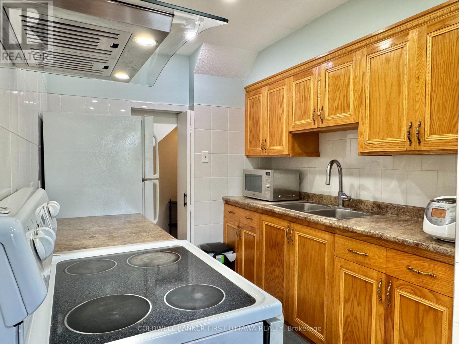 19C SONNET CRESCENT - Image 22