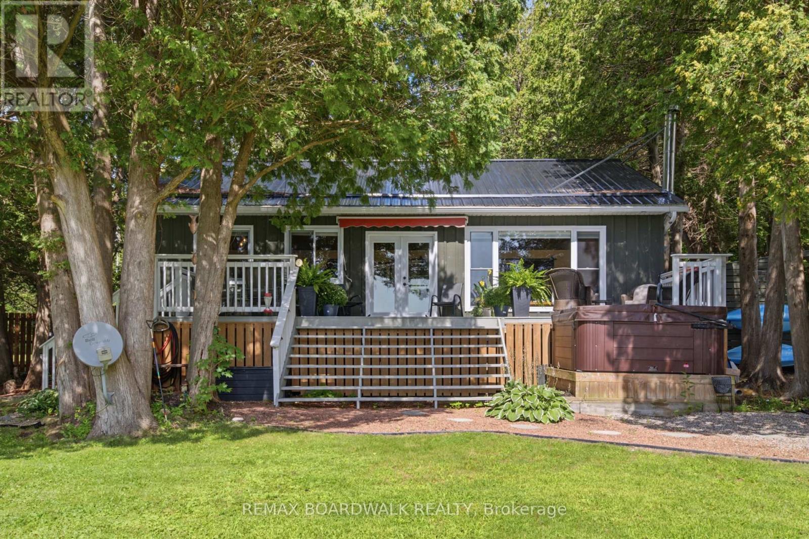 180 PILGRIM LANE - 1
