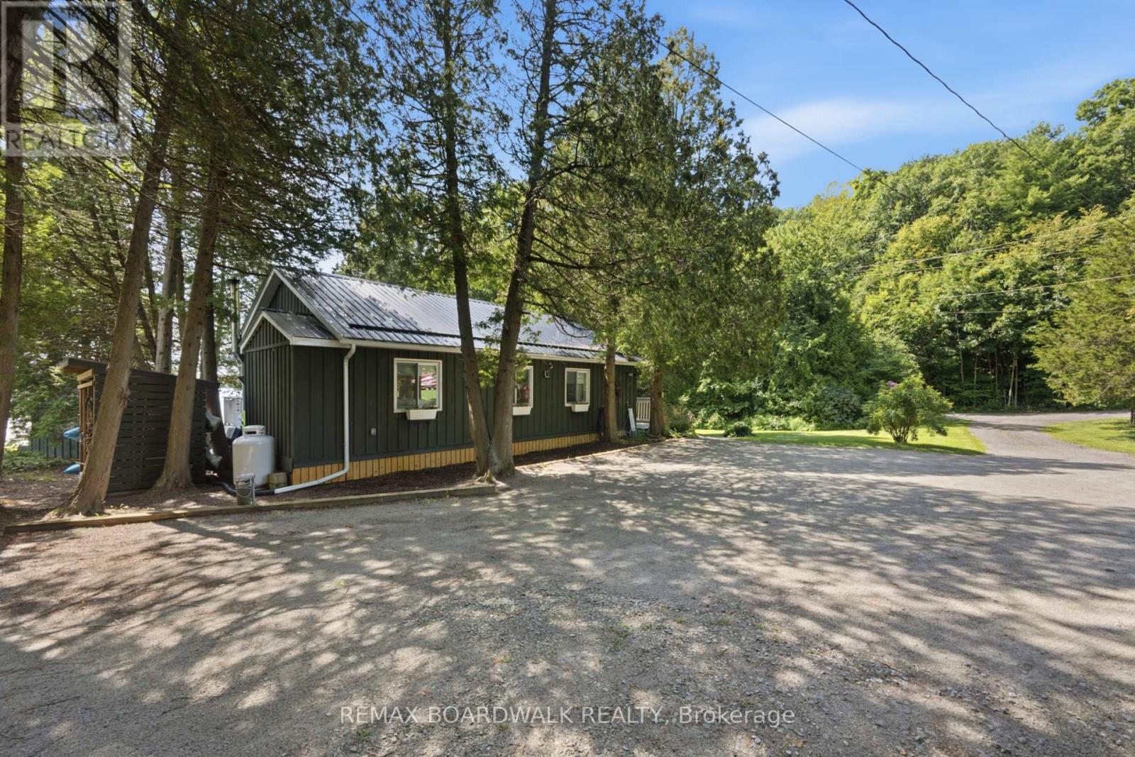 180 PILGRIM LANE - Image 13