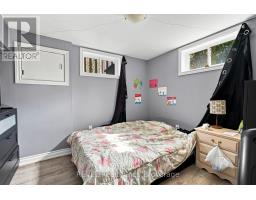 14 Gram Avenue, Welland, ON L3C1H3 Photo 21