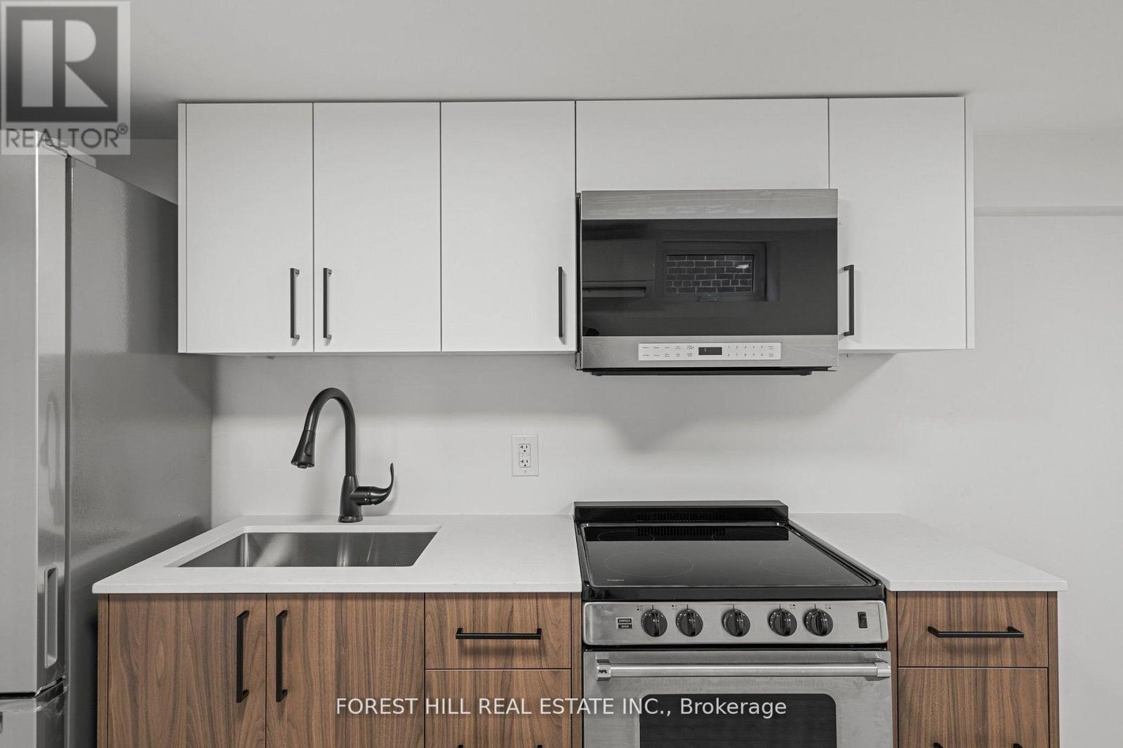 D - 69 CLAYBROOKE STREET, Toronto (Beechborough-Greenbrook) — photo 7