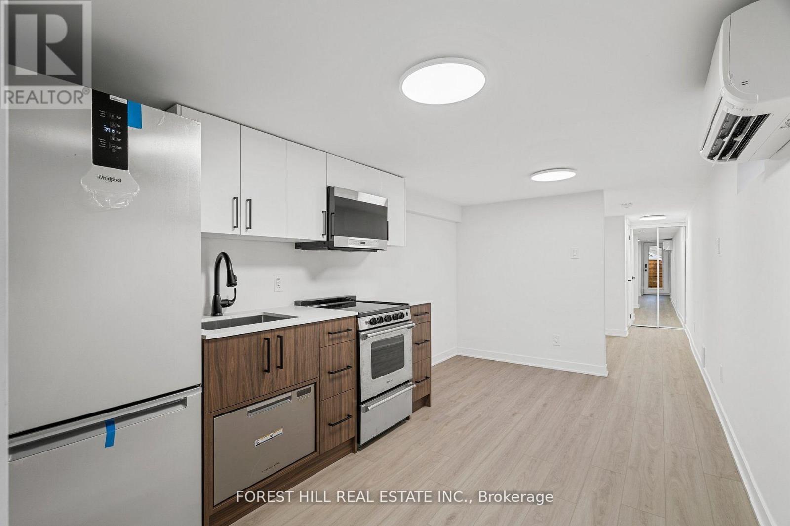 D - 69 CLAYBROOKE STREET, Toronto (Beechborough-Greenbrook) — photo 5